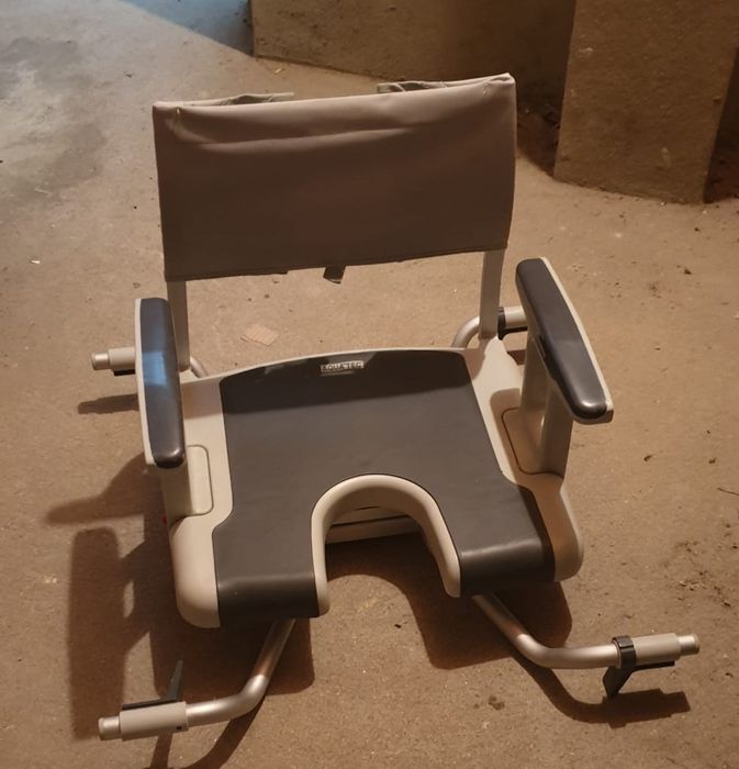 Vendo Cadeira para Banheira