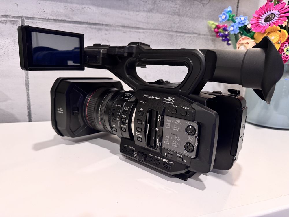 Kamera Panasonik HC-X1E