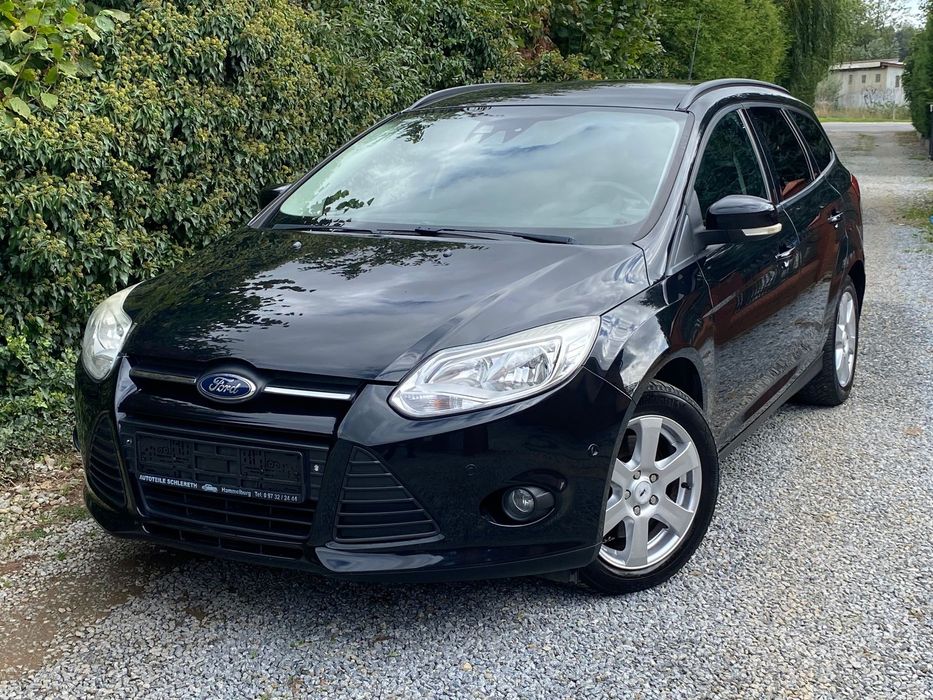 Ford Focus * 1.6 125km * Asystent Parkowania * 173tys. km * Serwis * PDC * ALU *