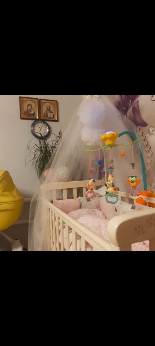 Мобіль на дитяче ліжечко