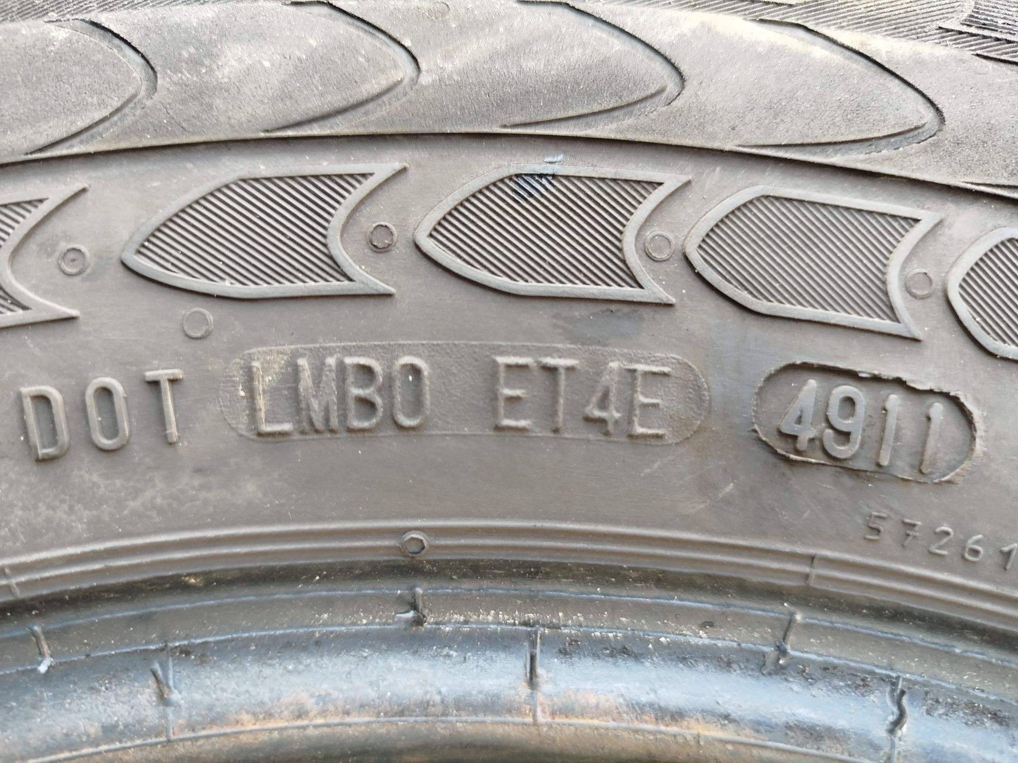 Opony letnie Continental 235/65R16C