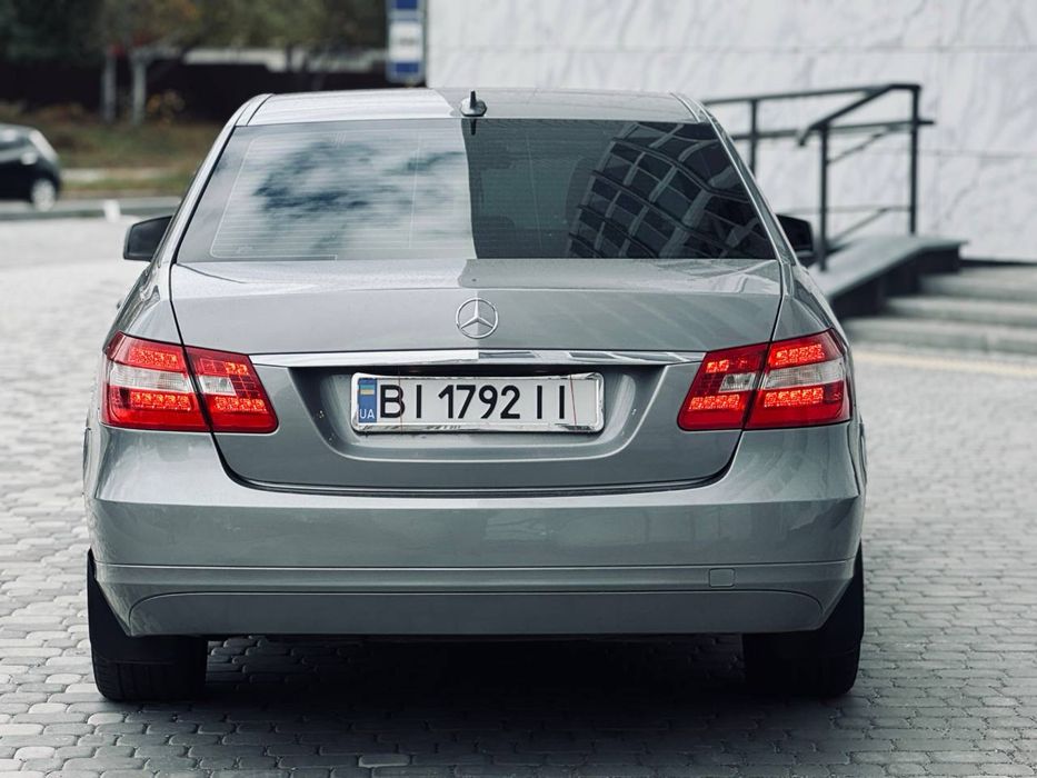 Продам Мерседес Е 220 CDI, автомат