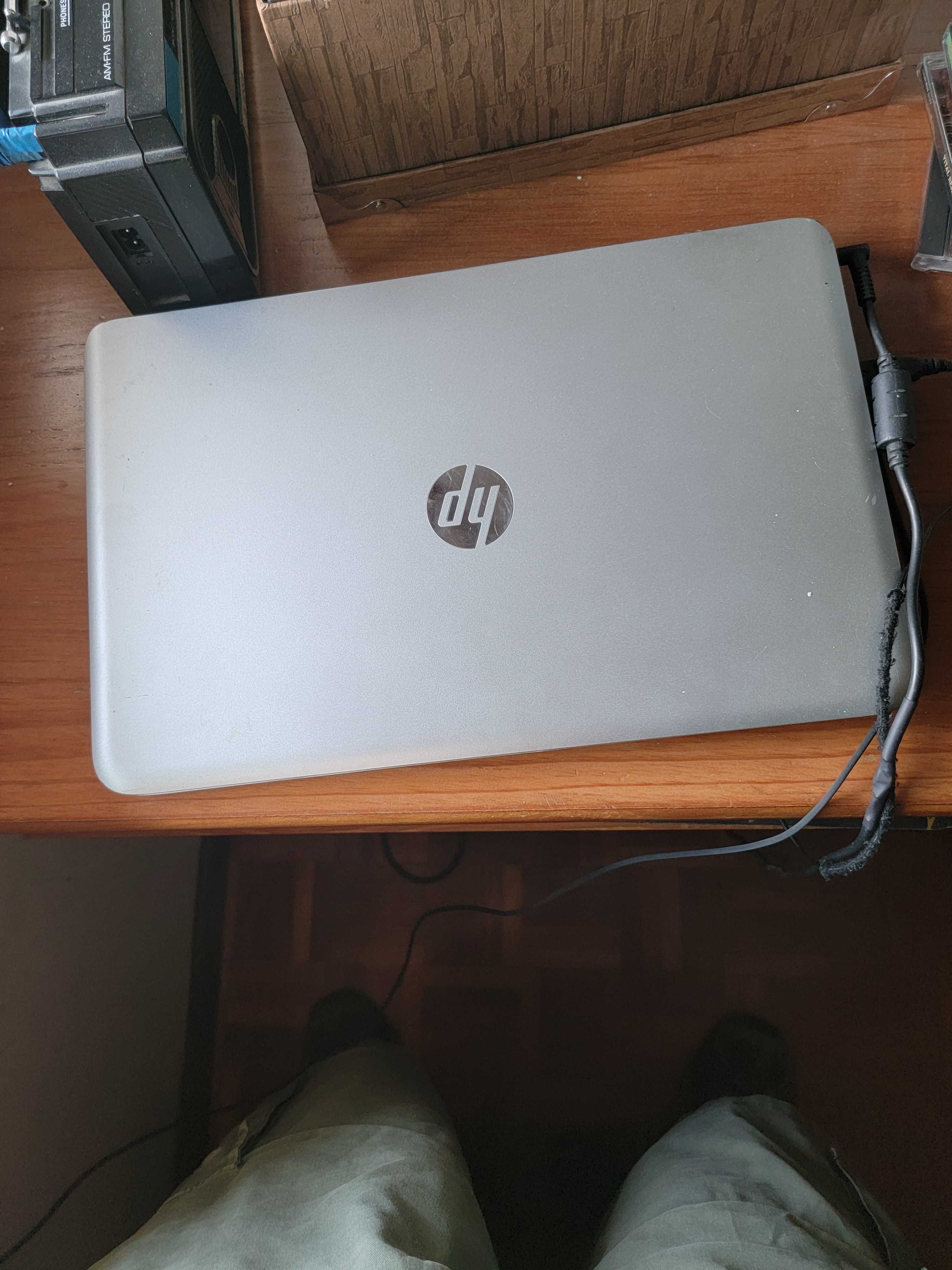 HP i7 8 gb ram gforce