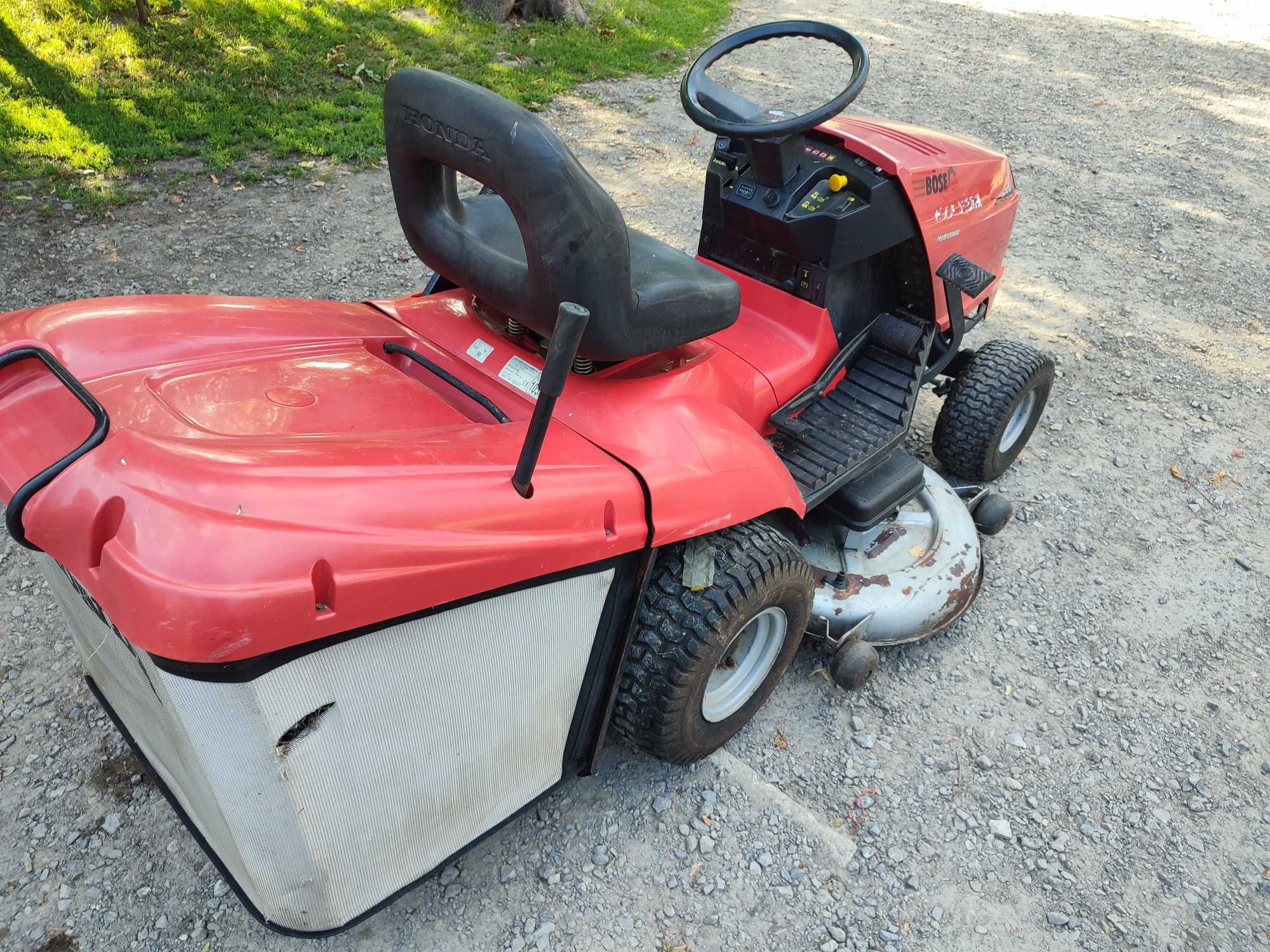 Silnik Honda 20 KM v-twin 2 cylindry GXV620 traktorek kosiarka
