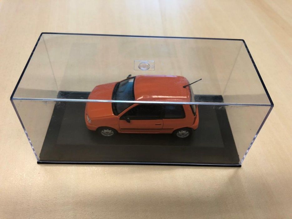 Miniatura de coleção SEAT Arosa Minichamps 1:43