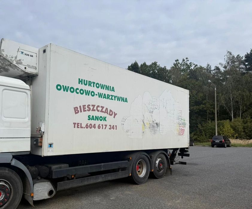 Schmitz Zabudowa chlodnia agregat THERMO KING  Zabudowa Chłodnia z agregatem THERMO KING izoterma 18 europalet