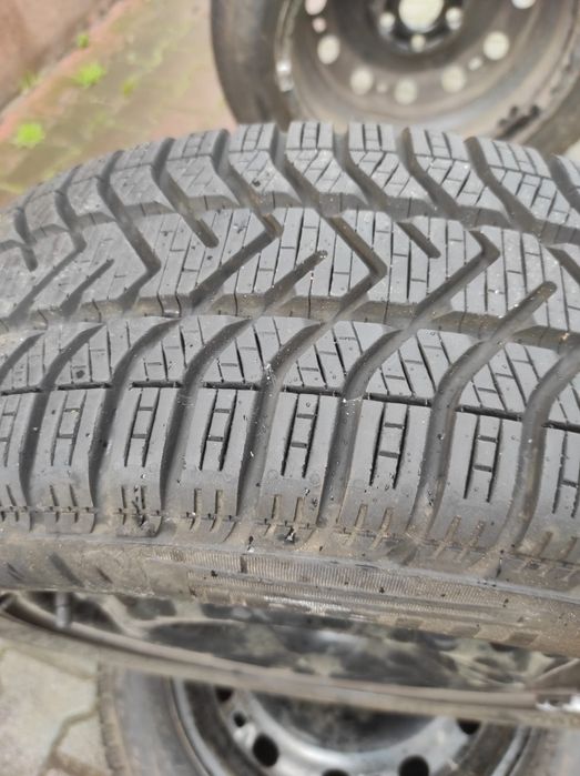 Koła zimowe Pirelli 185/60 R15, 5x100