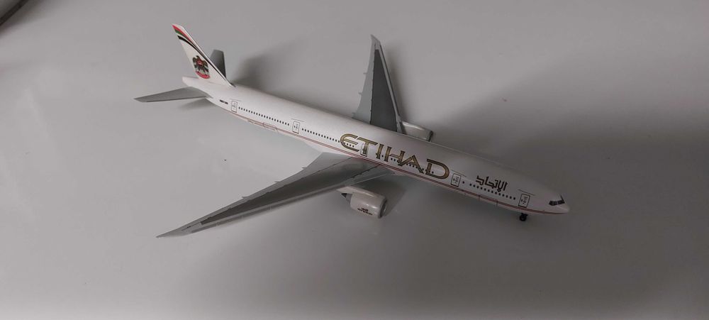 Avião Boeing Aviões Airbus escala 1/400 em Metal Varios Ver Fotos 36