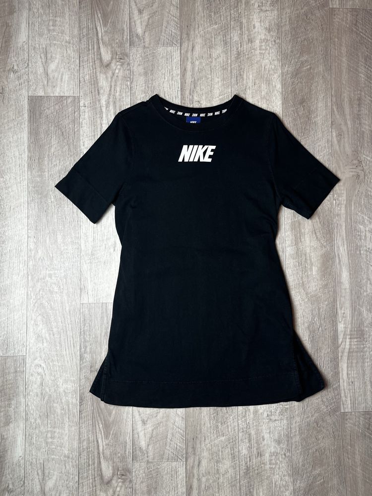 Футболка платье Nike размер S оригинал женская чёрная длинная хлопок