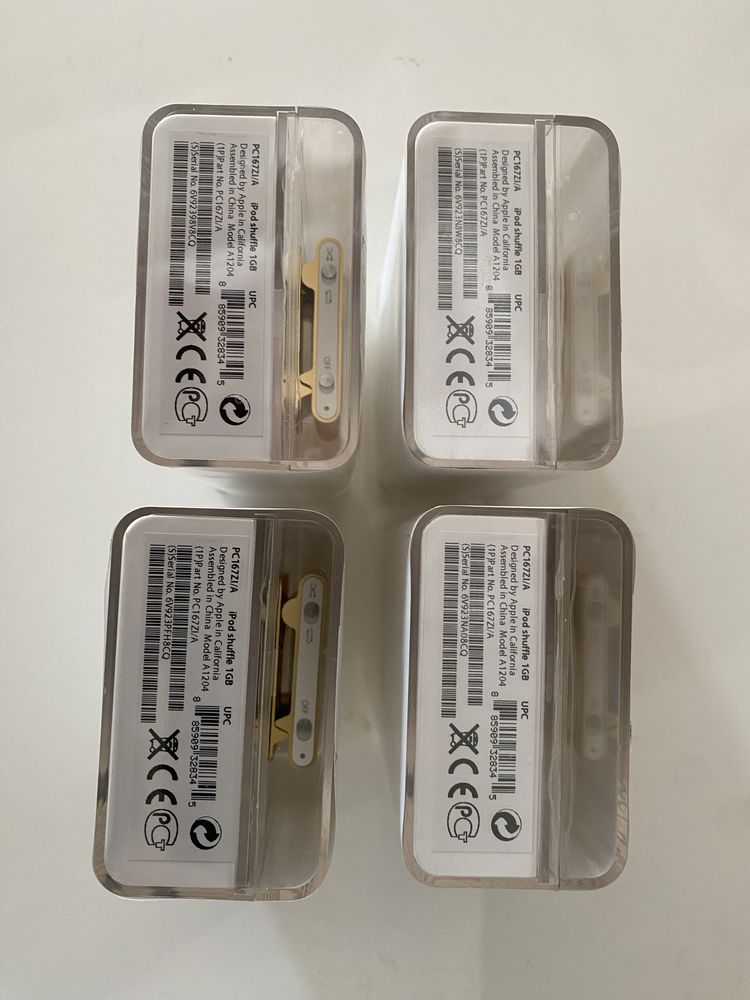 Apple iPod Shuffle 1gb A1204 NOWY - IDEAŁ - nie otwierane GOLD
