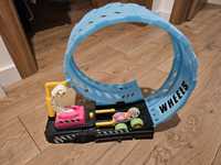 Tor hotwheels monster truck zestaw petla