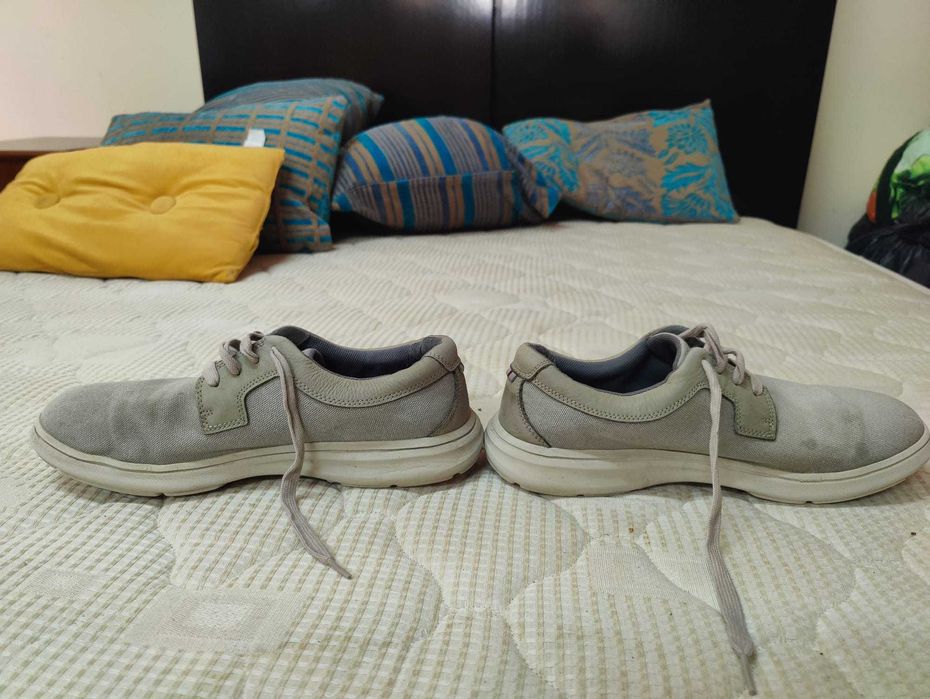 Sapatos Rockport tam. 42 em tecido e pele excelentes