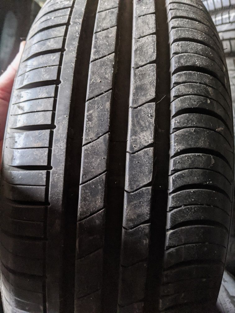 185/65R15 Kumho зима