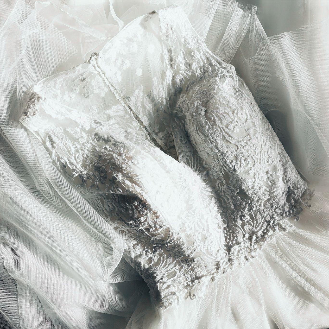 Suknia ślubna, 34 36, śmietankowa biel, koronka + tiul
