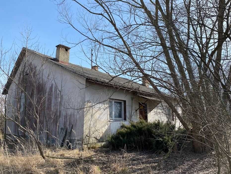 Urokliwa działka 3567 m² nad rzeką Przyrwa z domem i stodołą