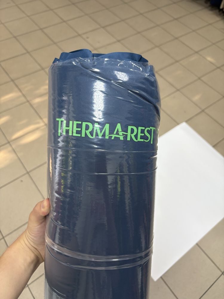 Самонадувний/Надувний каремат/коврик/килимок Thermarest Basecamp