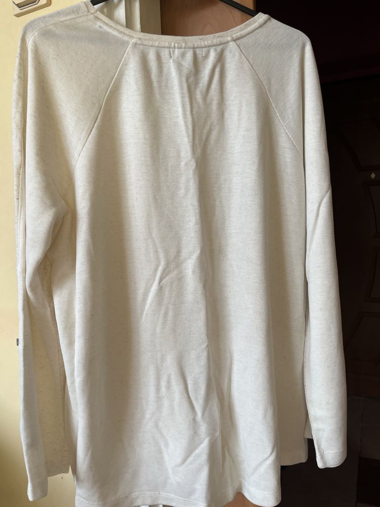 Bluza / podkoszulek