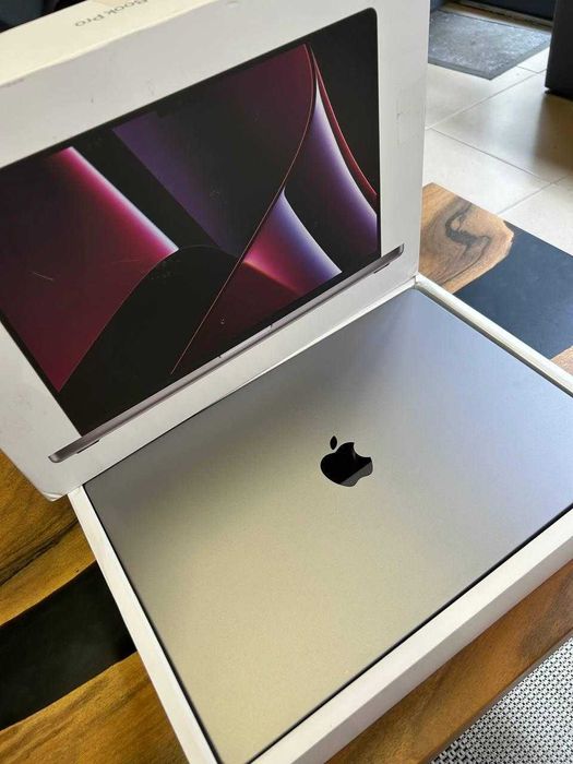 Ноутбук Apple MacBook Pro 16" M1 Pro 16/512GB Space Grey (MK183) 2021