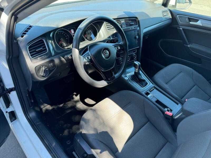 2019 Volkswagen e-Golf