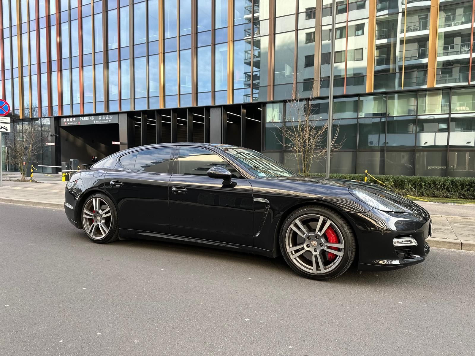 Porsche Panamera Porsche Panamera Turbo PDK Chrono 500KM