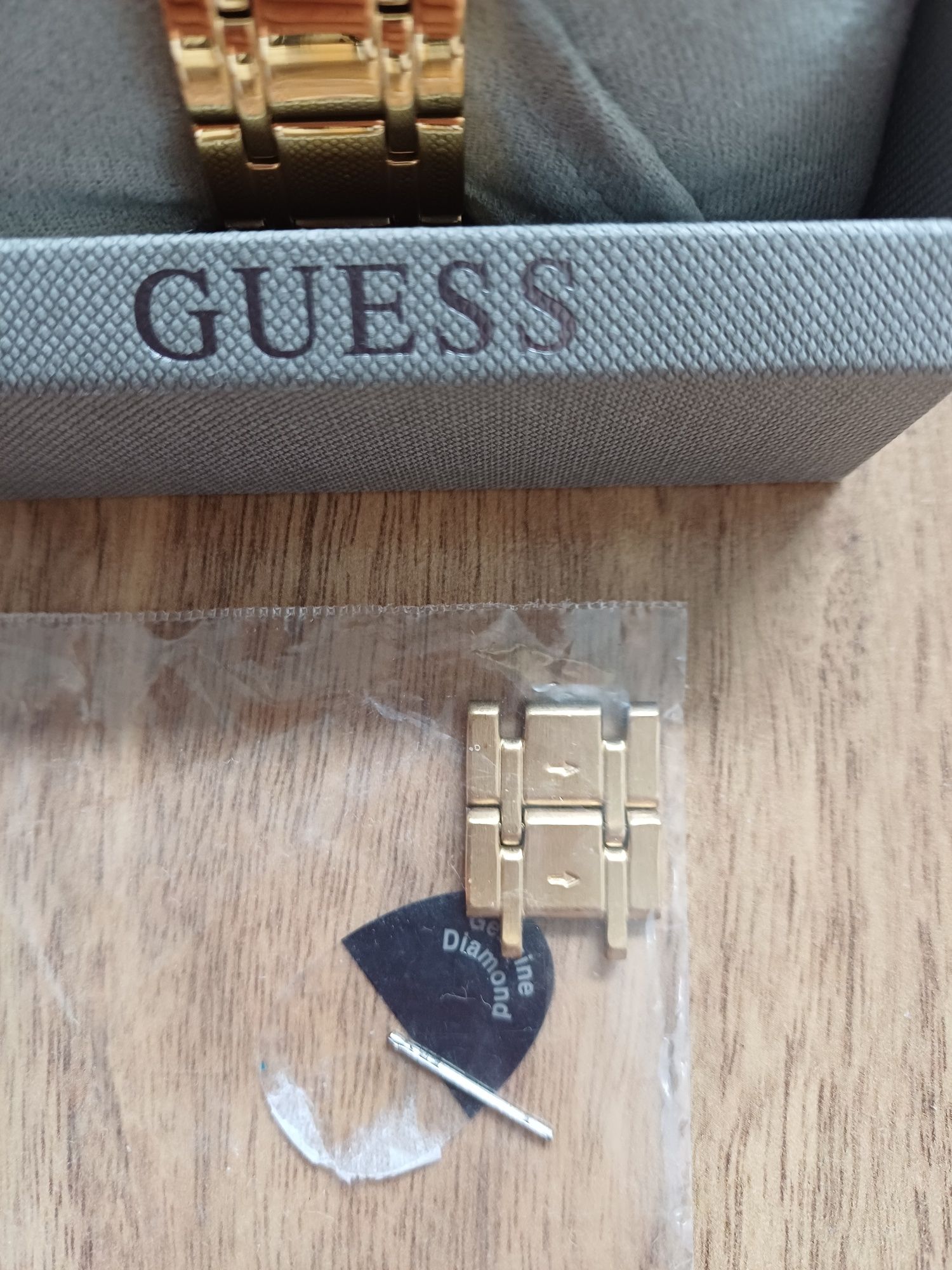 Guess oryginalny zegarek damski