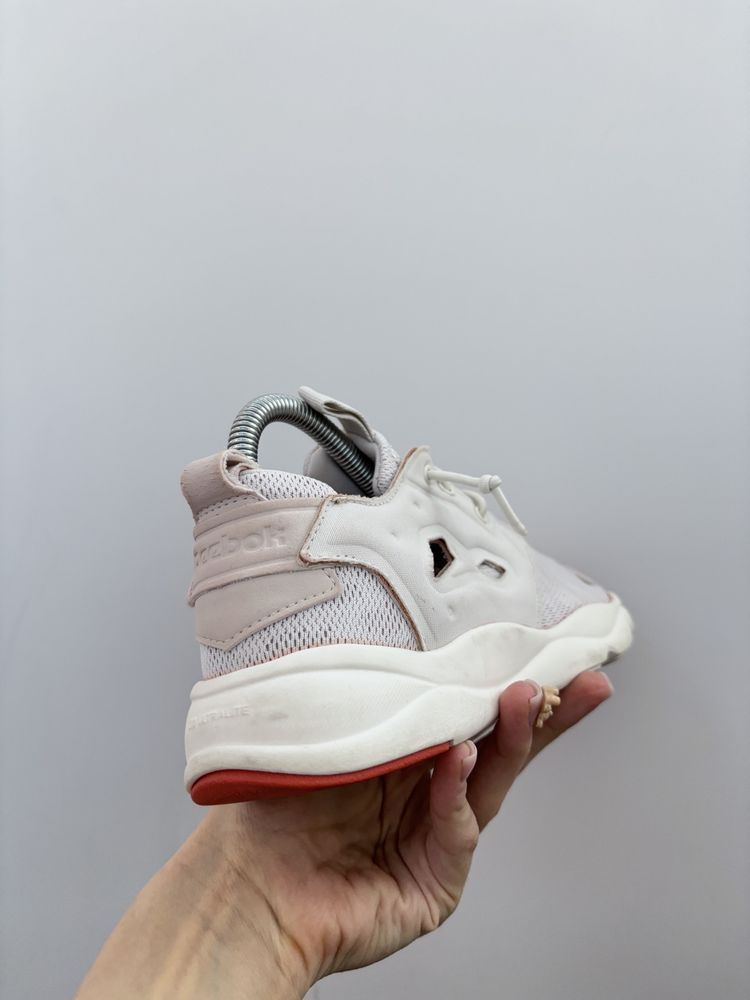 Reebok fury lyte 36р