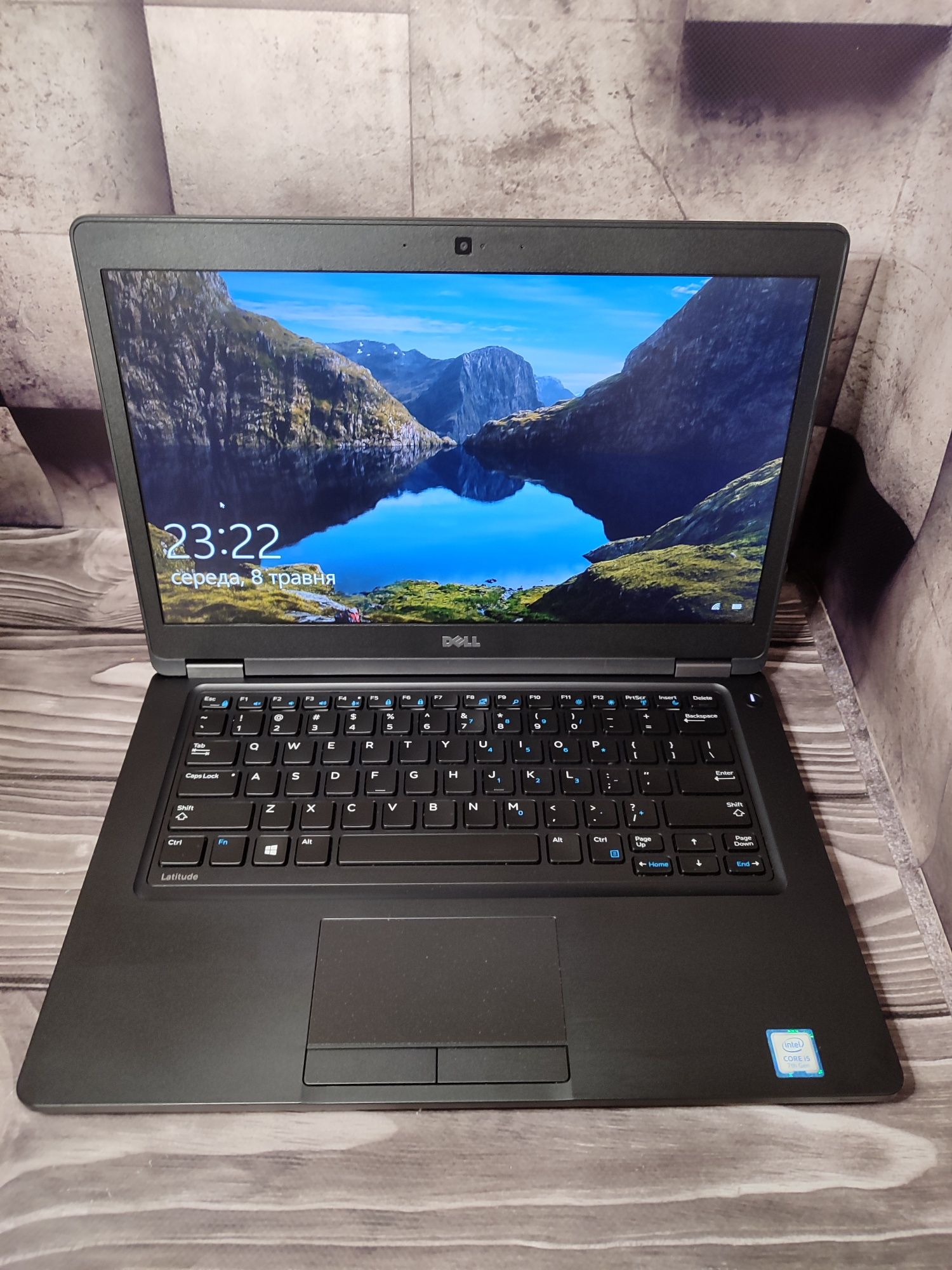 Игровой ноутбук Dell 5480 FHD I5 7300 Nvidia MX 930 2 GB 16 ram 256