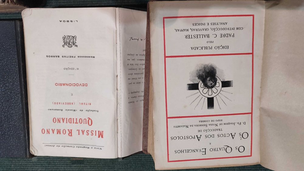 Lote 13 Livros religiosos antigos