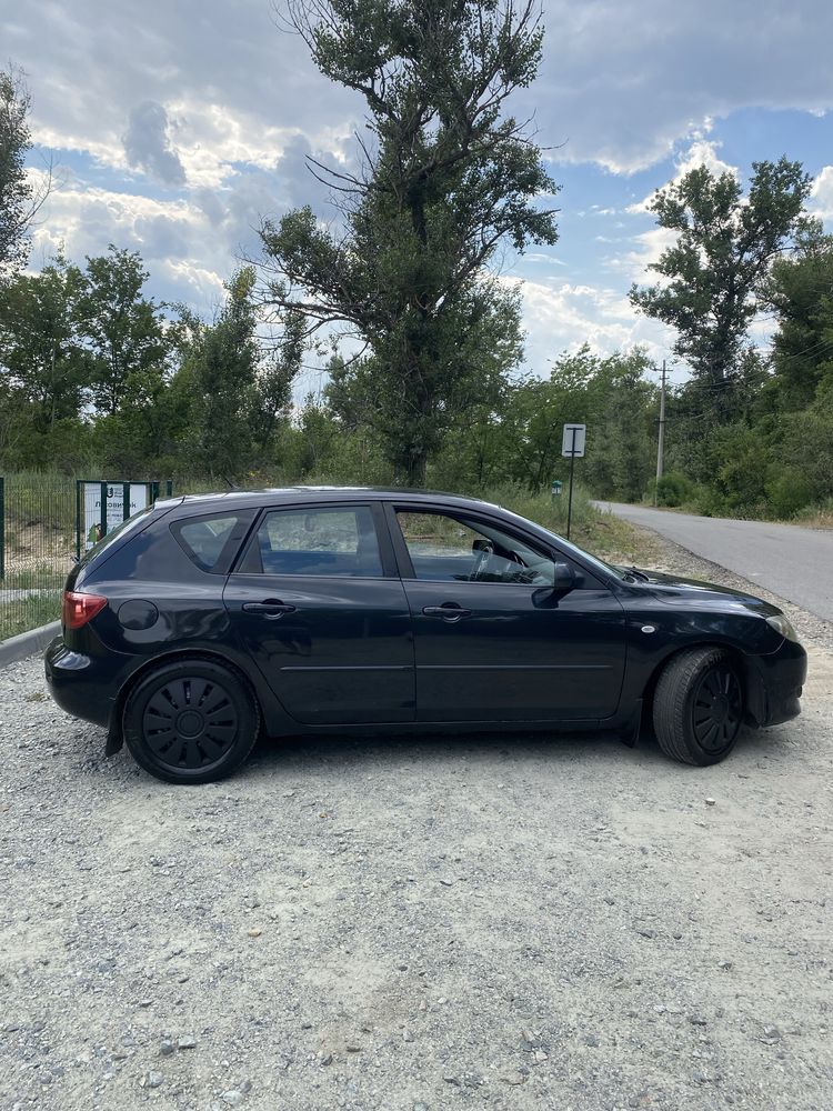 Mazda 3 1.6 газ хечбек