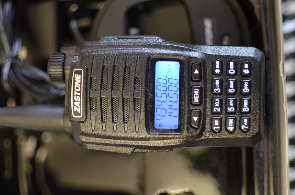 Рація Zastone ZT-V9