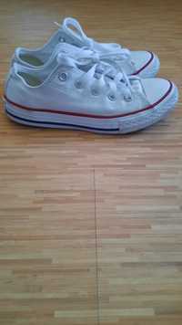 Trampki Converse r 32