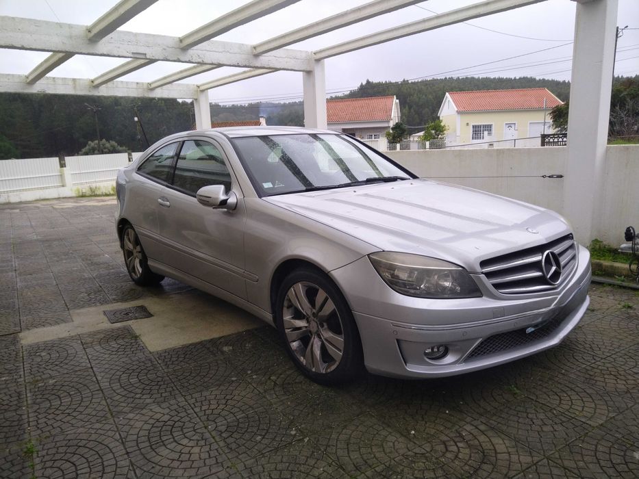 Vende-se Mercedes-Benz CLC 220 CDI Coupé 150 cv