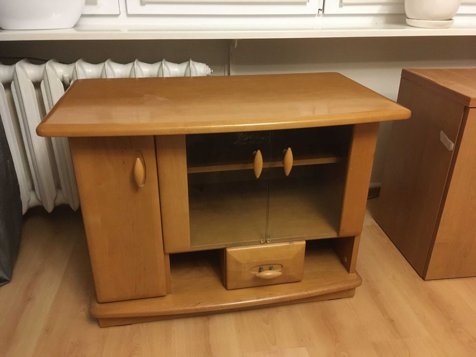 drewniana komoda, szafka pod TV, naturalne drewno lite