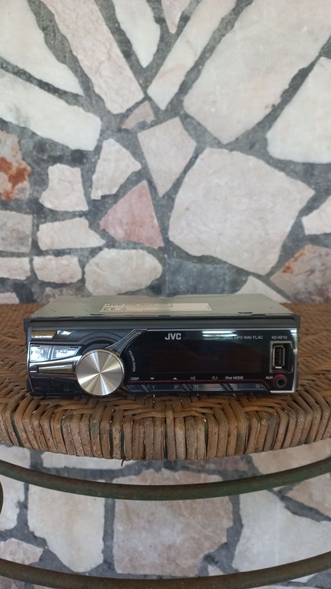 Rádio JVC para automóvel