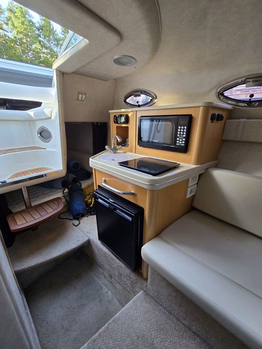 Sea Ray 255 Sundancer 2012r Łódź motorowa nie Regal Cobalt Chaparral