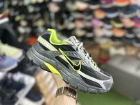 Кросівки Nike Initiator