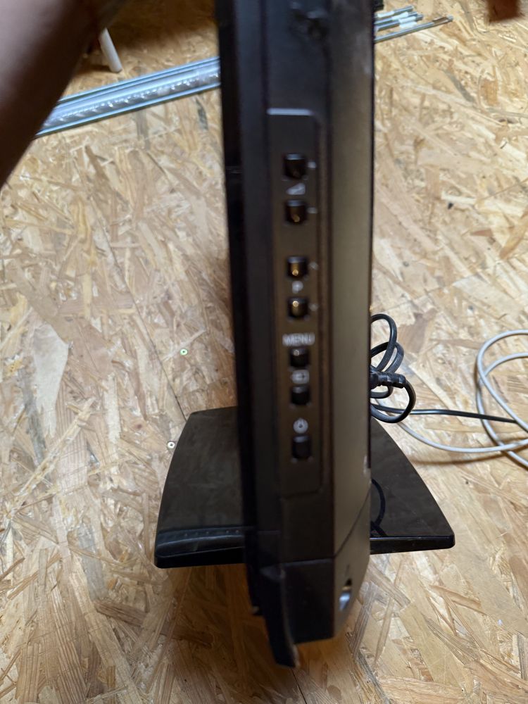 Telewizor 22 cale