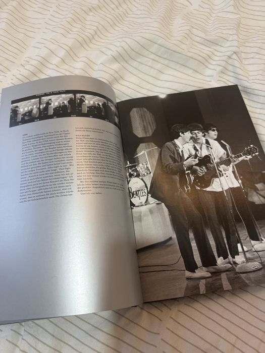 Harry Benson The Beatles on the road 64-66 TASCHEN