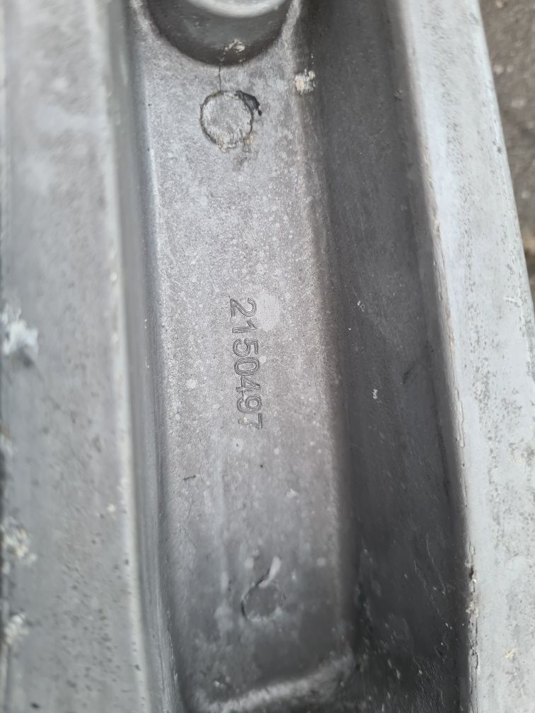 Krzyżak bębna pralki Hisense WF3S8043BW3/PL 8kg