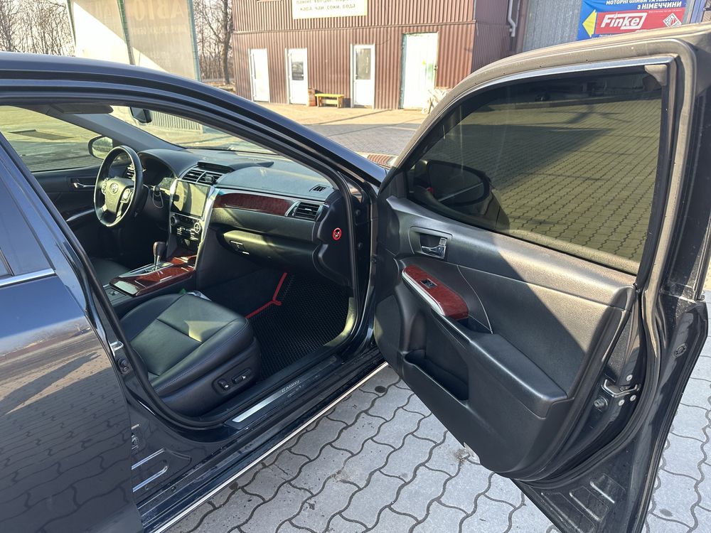 Toyota Camry 50