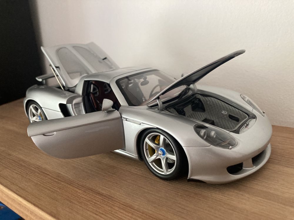 Porsche Carrera GT 1:18 Minichamps