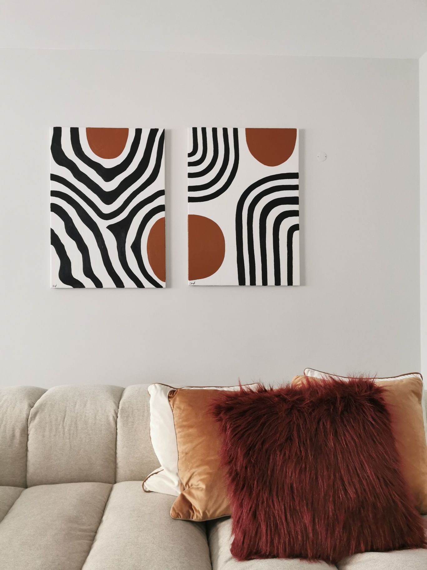 2 quadros pintados a mão