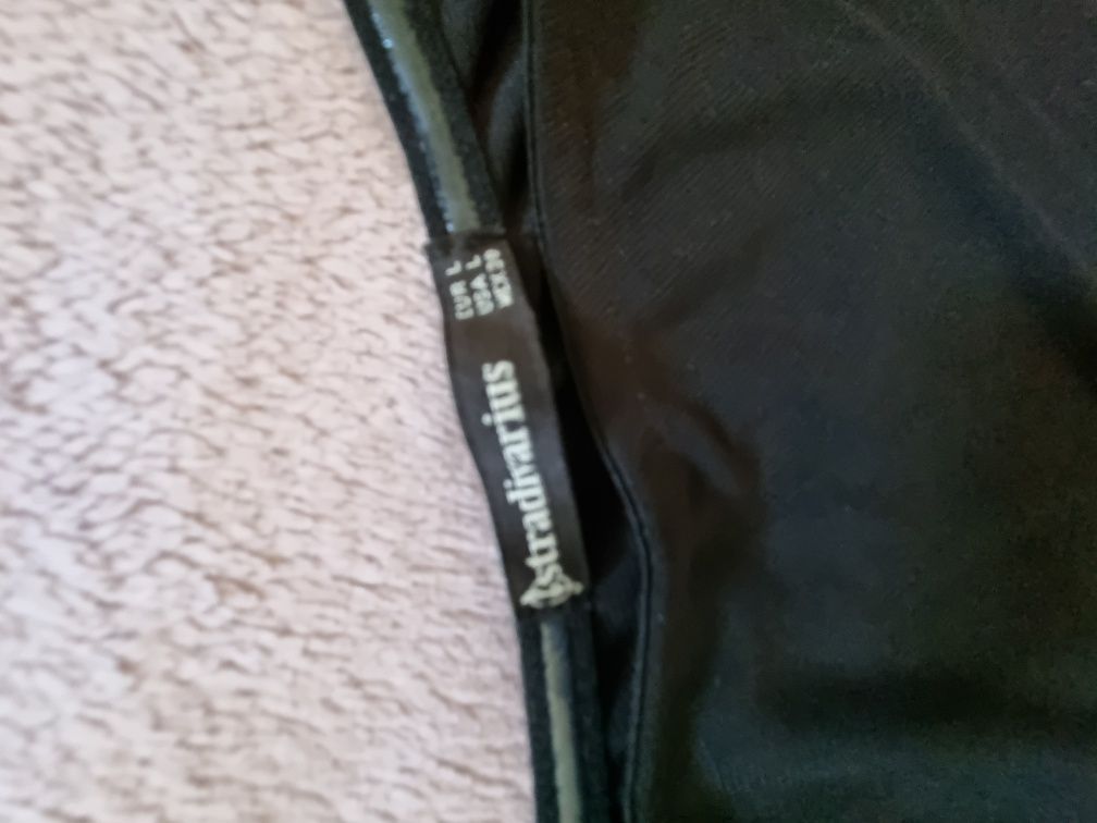 Nowe Body, bluzka na jedno ramię, Stradivarius, r L