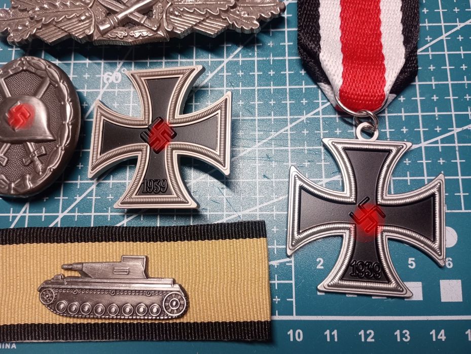 Значки в коллекцию