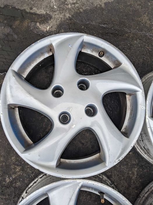 Felgi Aluminiowe Alu Alufelgi 4x108 15' 6J ET 28 Peugeot