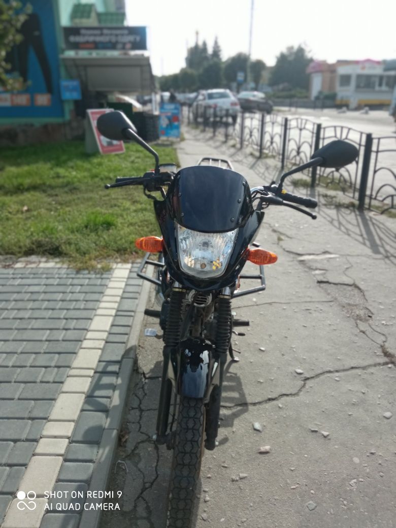 Продам мотоцикл SPARK