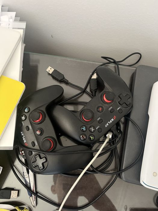 2 comandos e uns fones