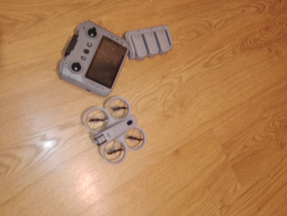 Dron gt3 max z 3 bateriami