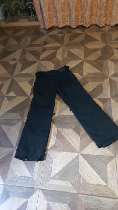 Сноуборд ,лыжные штаны XS/S,West Beach 10000mm ,матовые