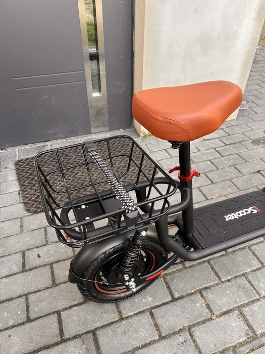 Hulajnoga elektryczna z siedziskiem 25 km/h